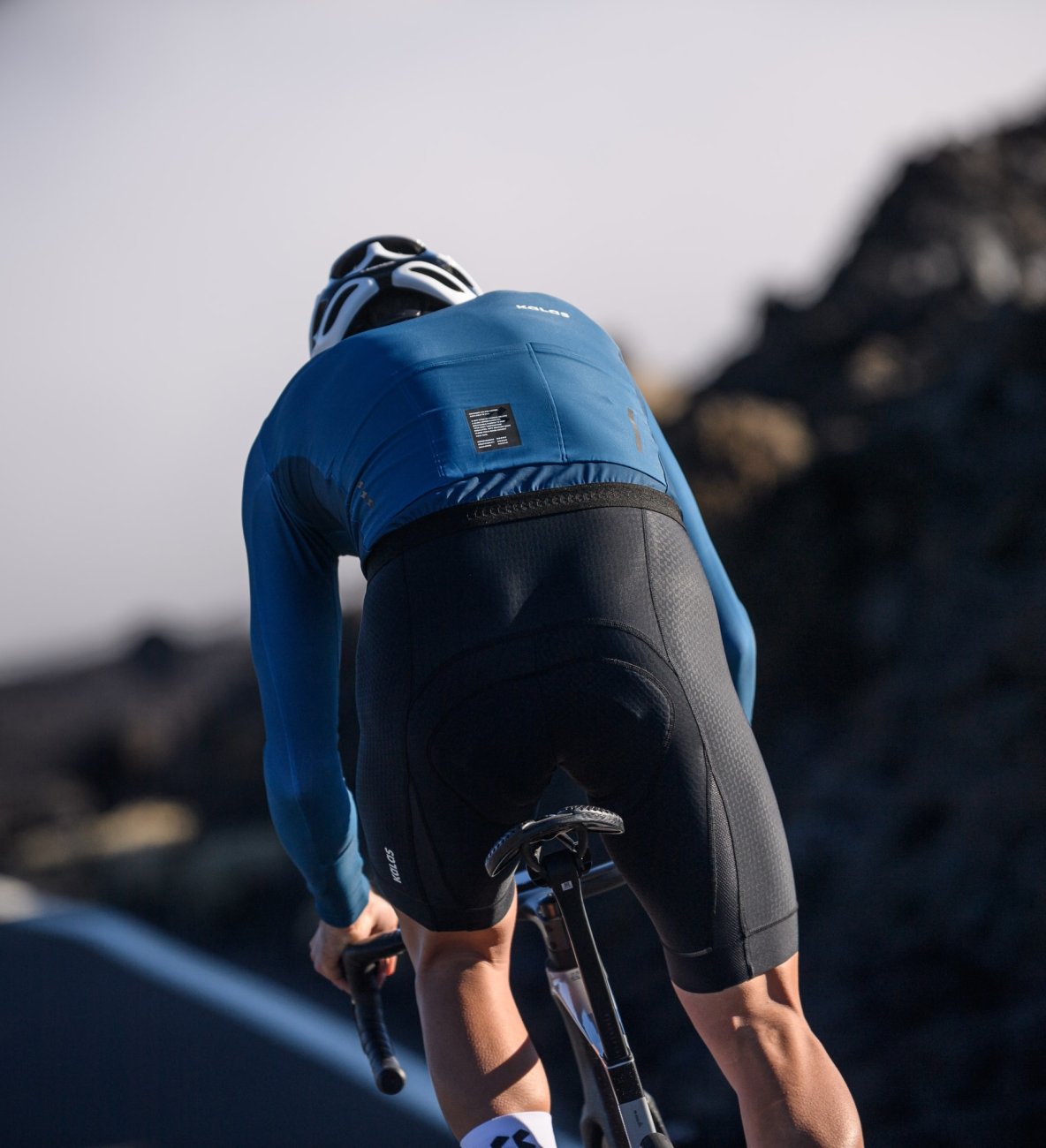 PASSION Z6 | Bib Shorts | Black | Men - Image 3